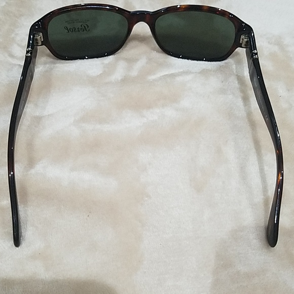 Persol Sunglasses - Picture 4 of 8